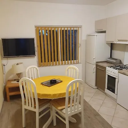 Jerkovic Drasnice-3bd 公寓